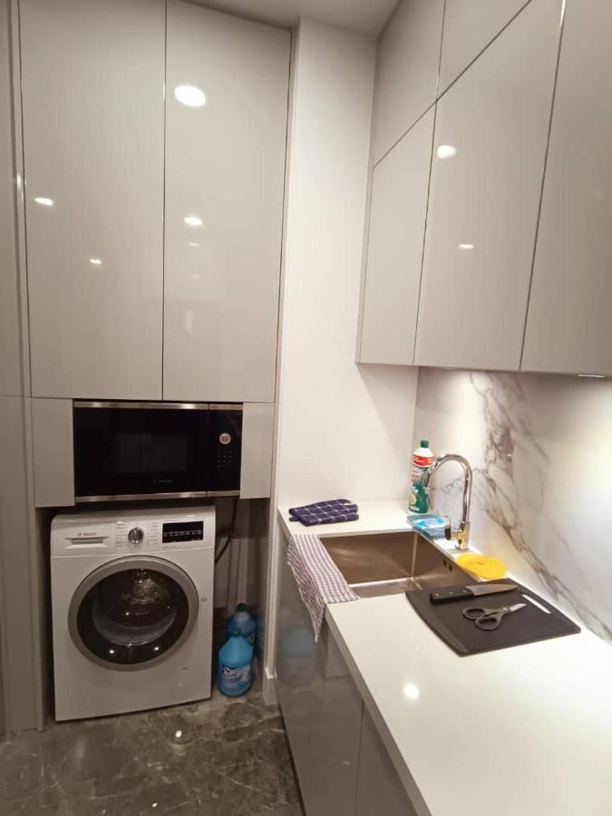 Platinum Suite 2 New Kl Cbd New Luxury Condo With Best Infinity View To Klcc Twin Towers Pool Kuala Lumpur Eksteriør bilde
